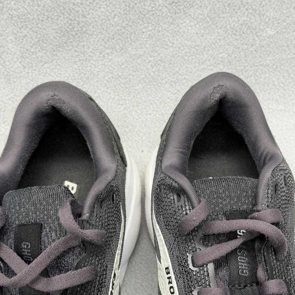 Brooks Ghost 16 Running Shoes Womens Size 7 Black‎ Cushioned Neutral 1204071B090